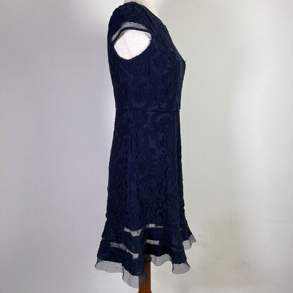 Adrianna Papell Fit and Flare Lace Dress Size 6P Blue Navy Cap Sleeve Formal - Picture 15 of 16